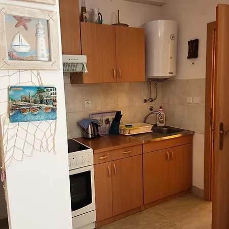 Apartment Apartman Mama *