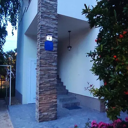 Apartman Mama Appartamento Vrsi
